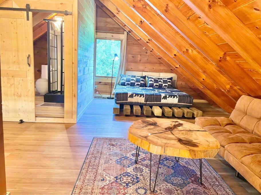 Modern Lake Side Nest• Hotub Fenced Yard King Beds Sevierville Exterior foto