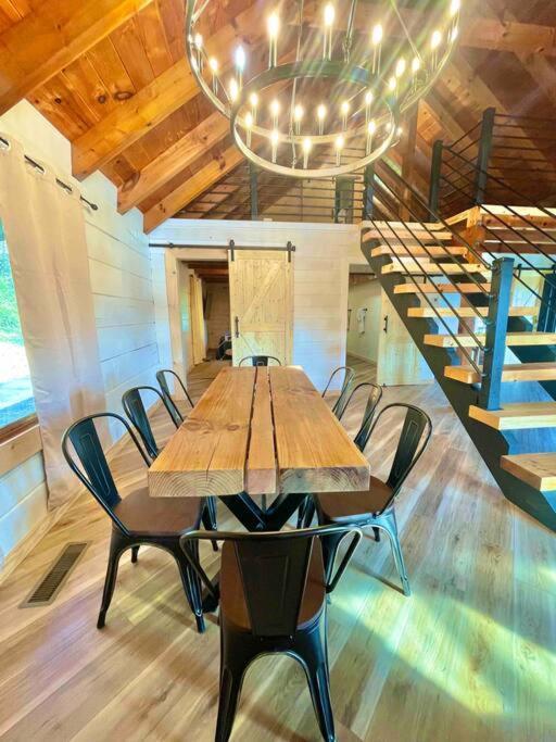 Modern Lake Side Nest• Hotub Fenced Yard King Beds Sevierville Exterior foto