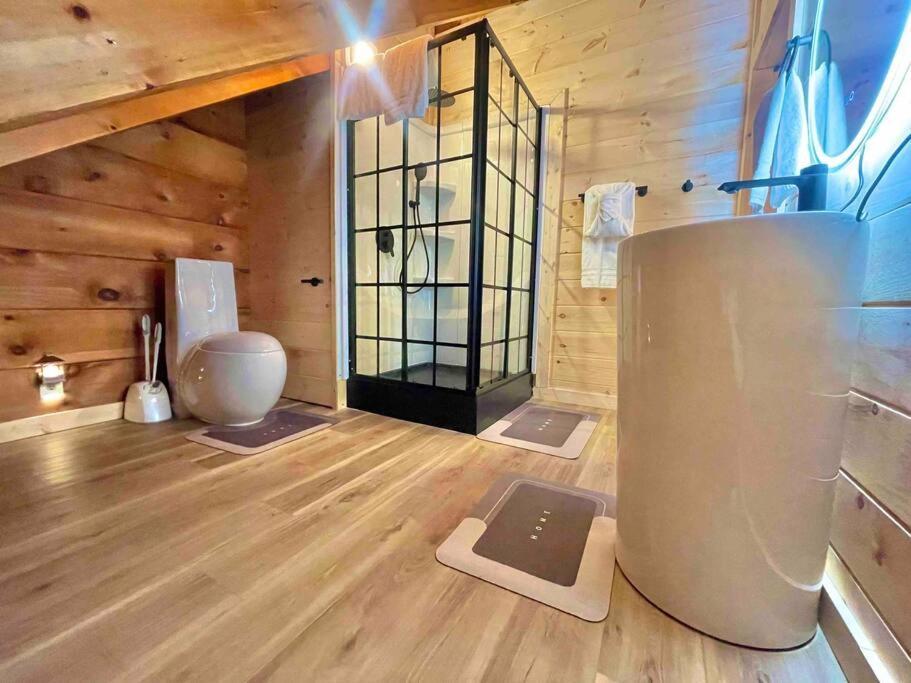 Modern Lake Side Nest• Hotub Fenced Yard King Beds Sevierville Exterior foto