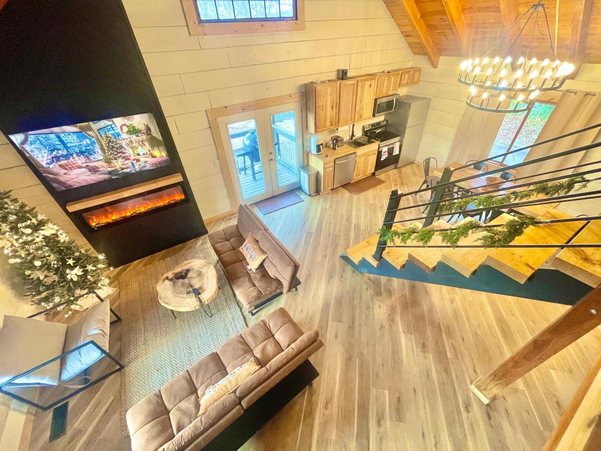 Modern Lake Side Nest• Hotub Fenced Yard King Beds Sevierville Exterior foto
