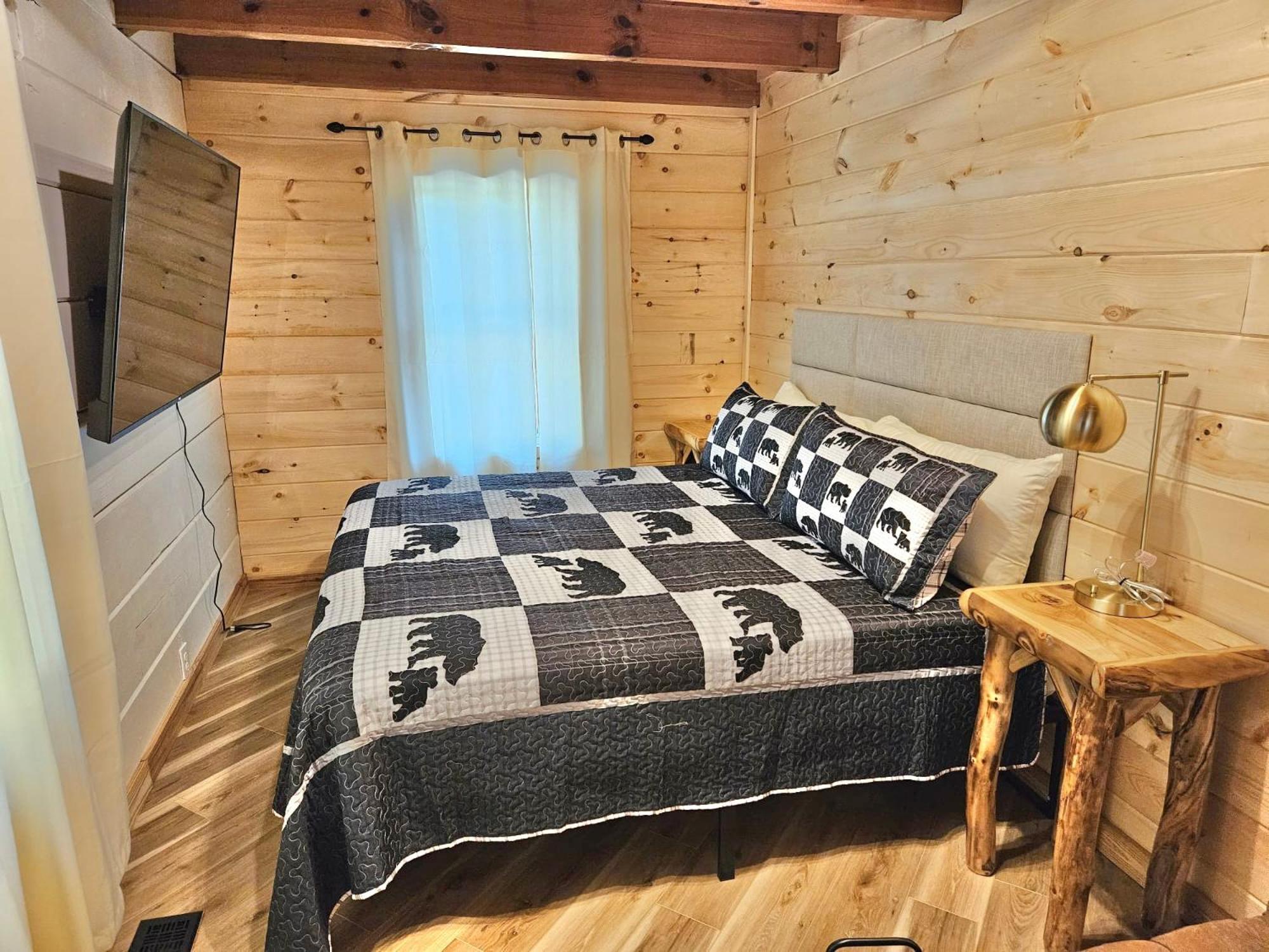 Modern Lake Side Nest• Hotub Fenced Yard King Beds Sevierville Exterior foto